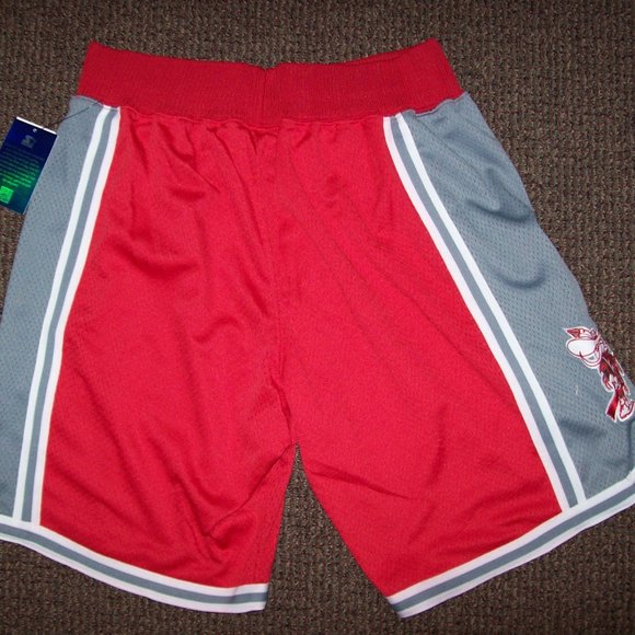UNLV REBELS STARTER SHORTS 2X - Picture 6 of 6